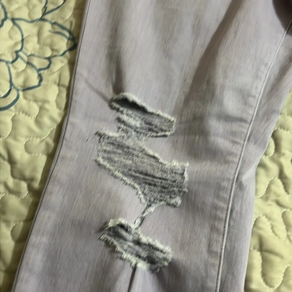 Universal Thread jeans - Picture 3 of 4